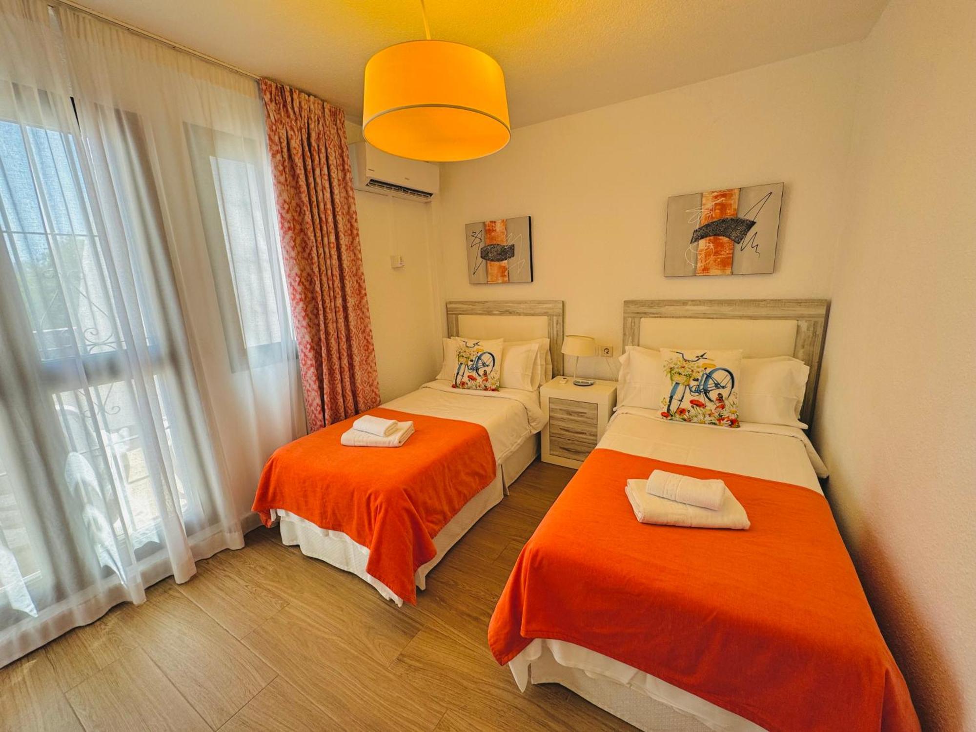 Pueblo Evita Premium Suites Benalmádena Dış mekan fotoğraf