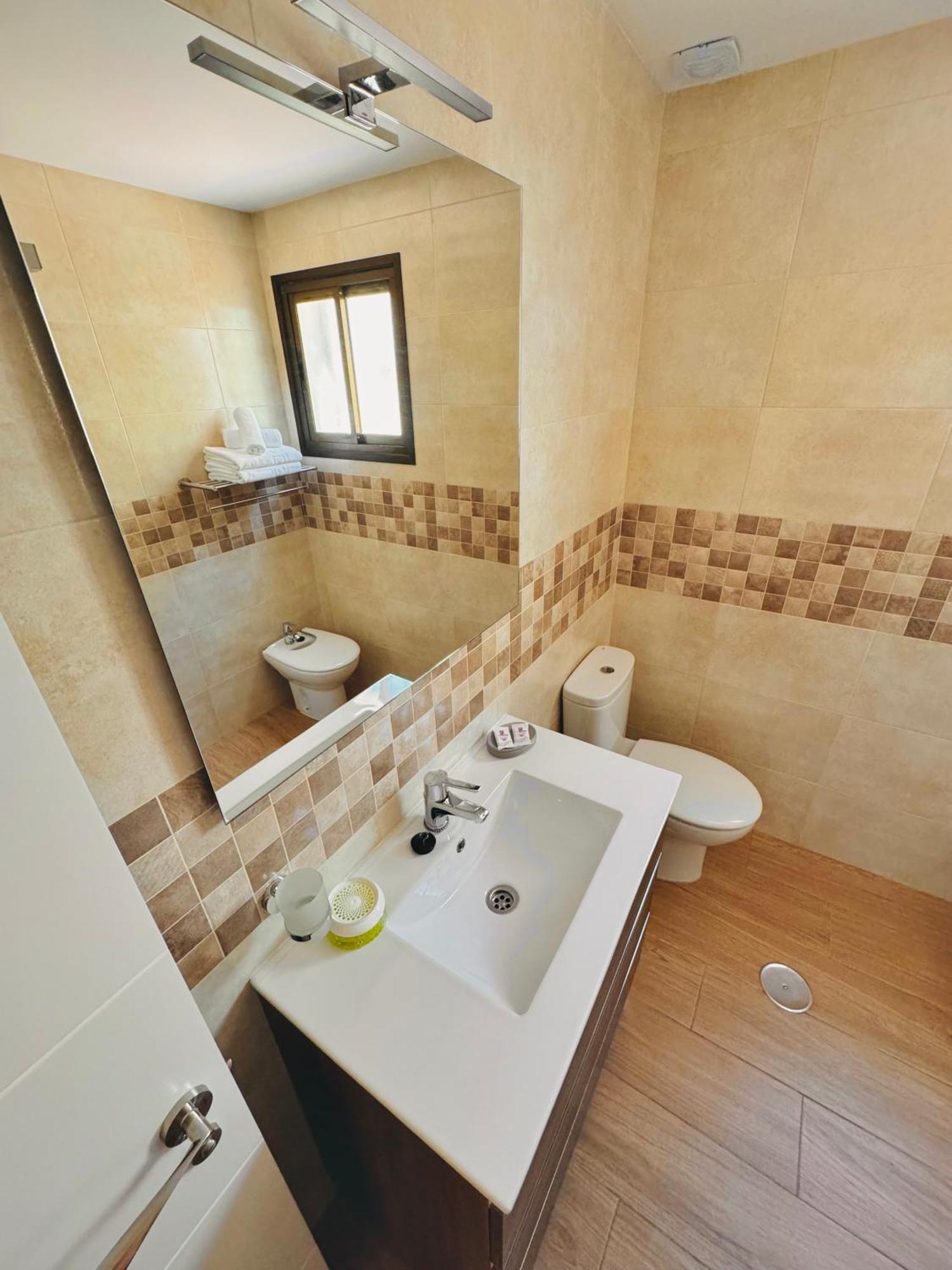Pueblo Evita Premium Suites Benalmádena Dış mekan fotoğraf