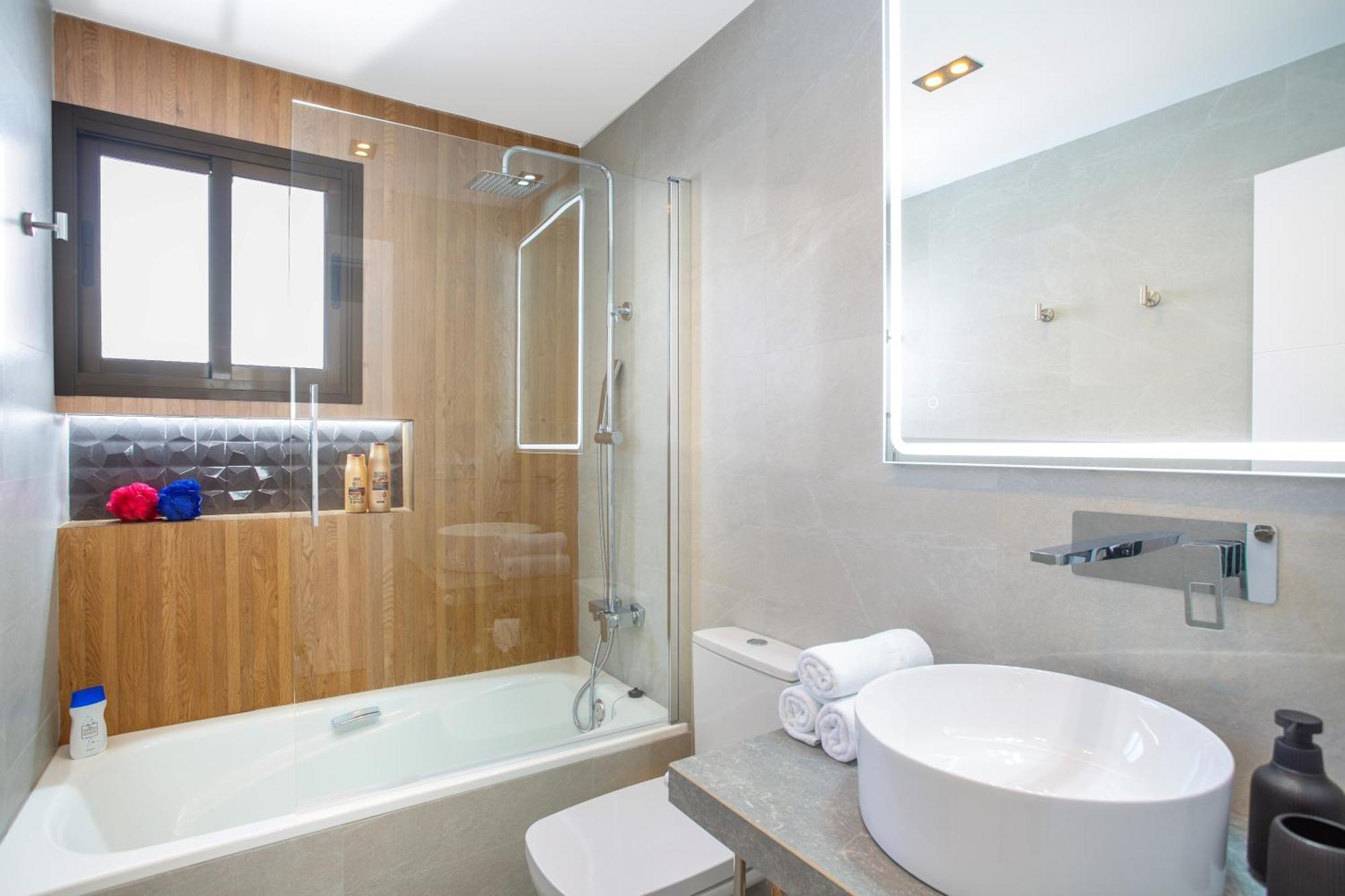 Pueblo Evita Premium Suites Benalmádena Dış mekan fotoğraf