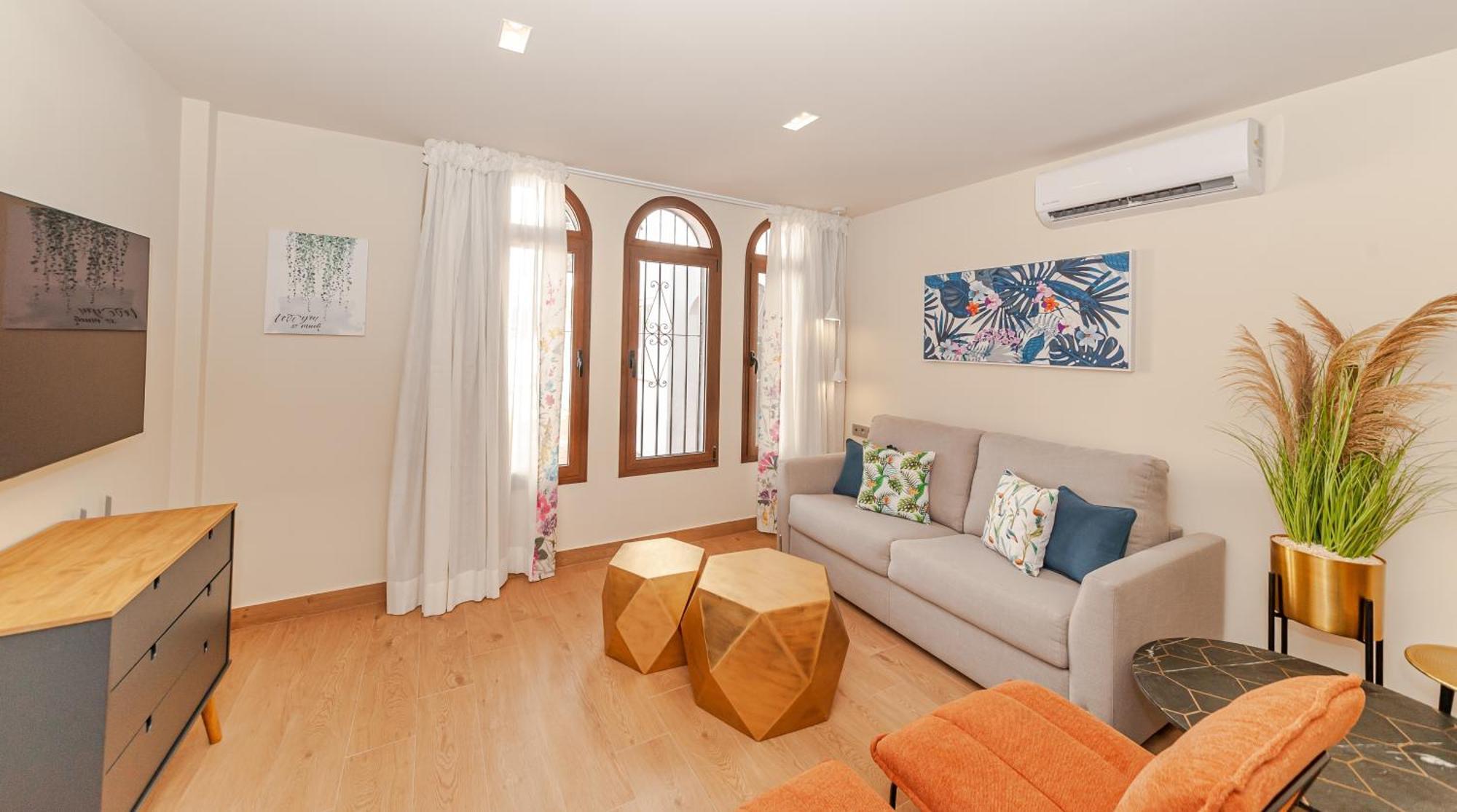 Pueblo Evita Premium Suites Benalmádena Dış mekan fotoğraf
